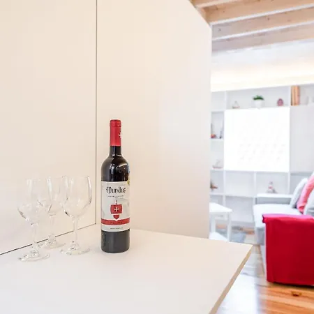 Guestready - Loft With Sweeping Views Of Alfama And The Tagus River * Lissabon